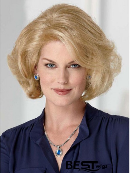 Blonde Wigs Cheap Chin Length Wavy Style Classic Cut